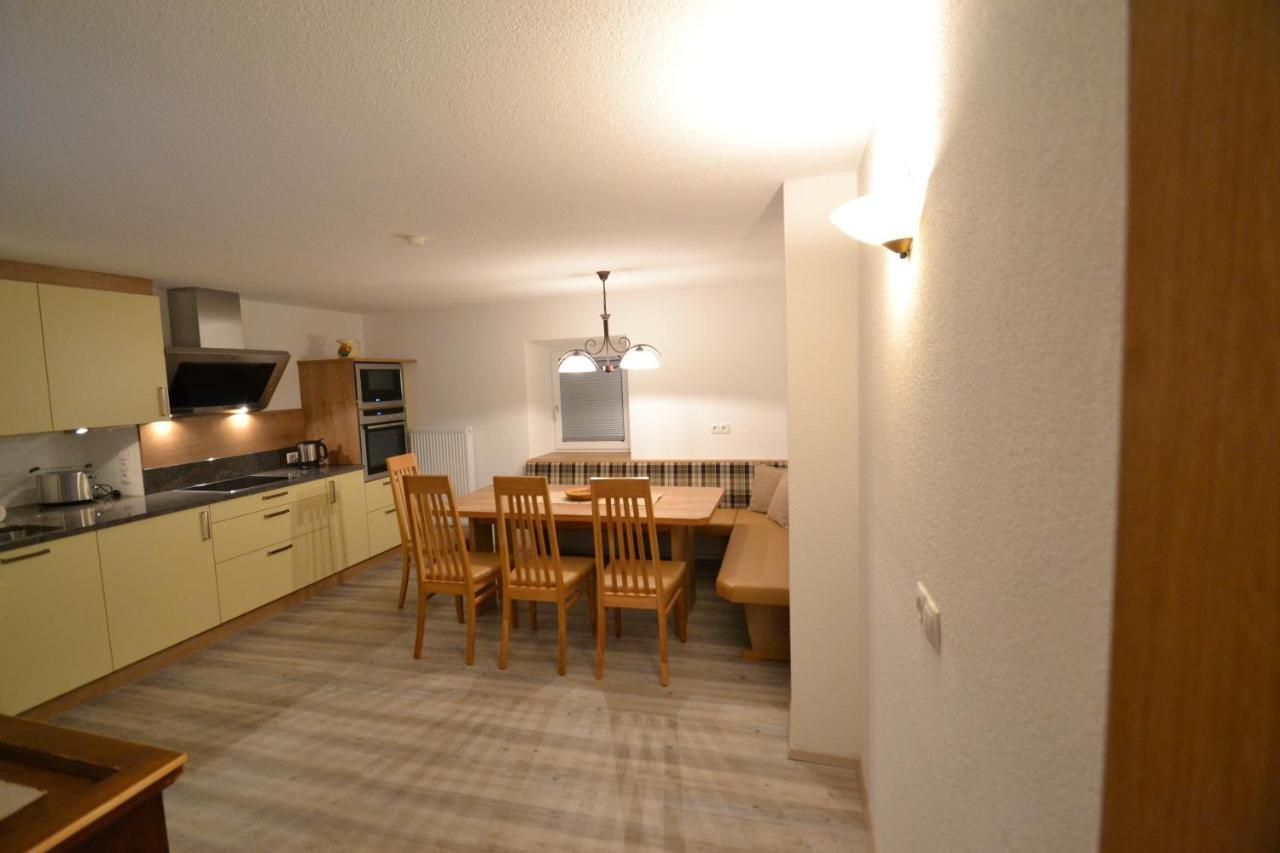 Landhaus Waldesruh Oetz Habitación foto